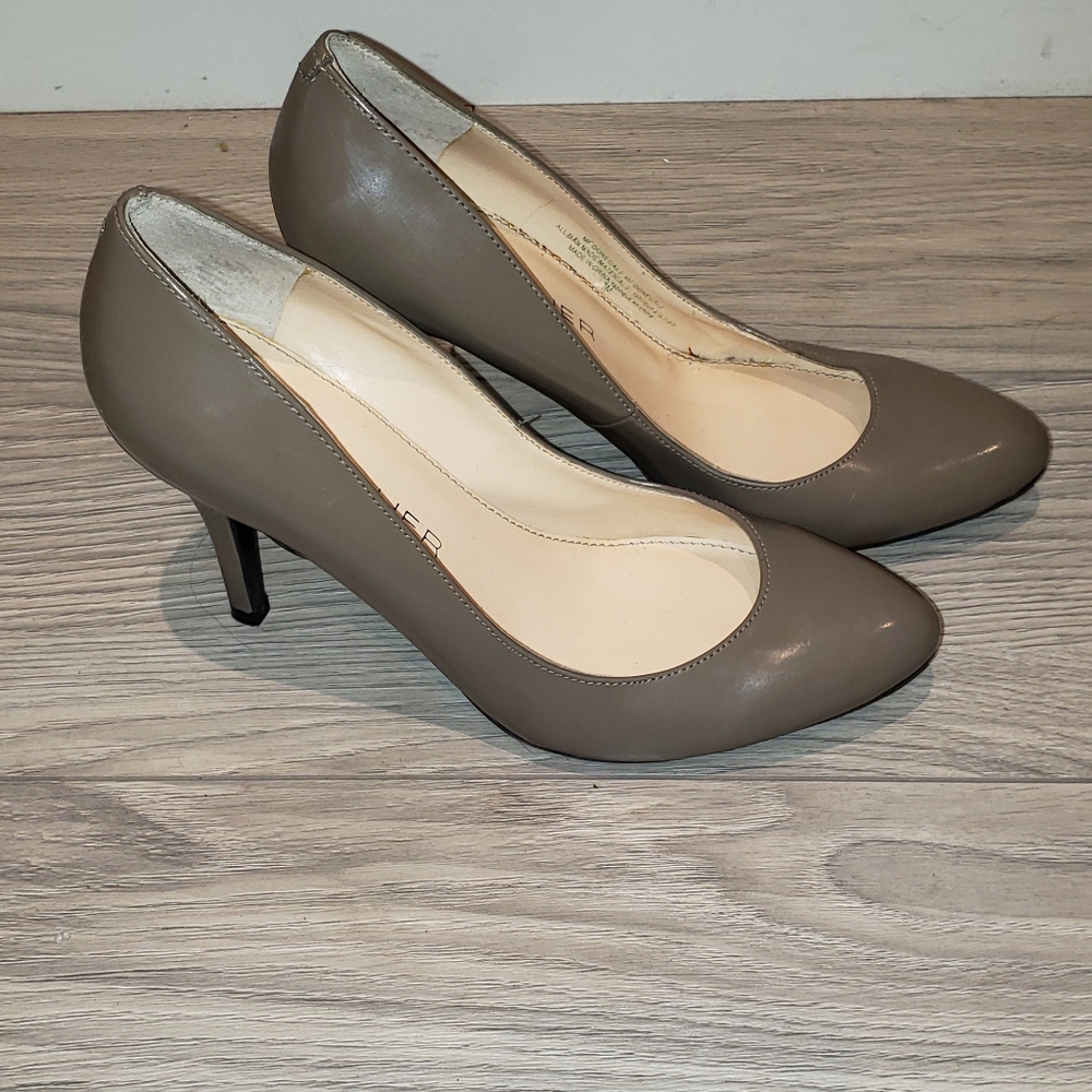 Marc Fisher Patent Pump Taupe